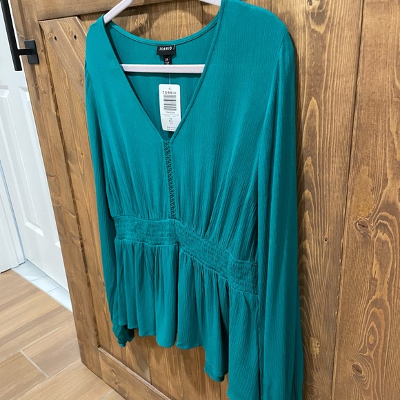 NWT!❤️Torrid❤️ Green Babydoll Peplum Top 00 - Picture 4 of 8